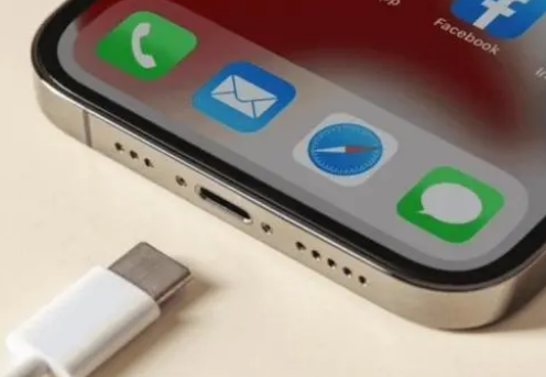 北海街道苹果15维修分享iPhone15改USB-C接口后能和安卓用户互借充电器吗 